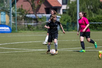 Bild 213 - B-Juniorinnen Pokalfinale SV Henstedt Ulzburg - SG Holstein Sued : 2:0